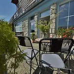 Kf 아파트 도노발리